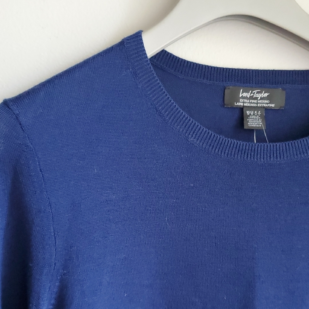 Lord & Taylor Blue Crew Neck Sweater